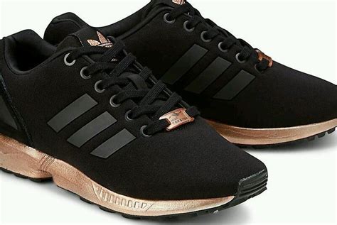 adidas schuhe schwarz goldene sohle|Goldene Schuhe .